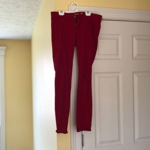 Red Hollister skinny jeans